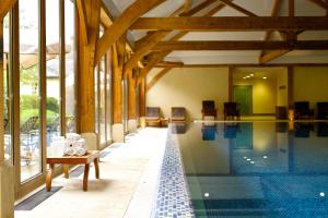 Bazén v ubytování Luton Hoo Hotel, Golf and Spa nebo v jeho okolí
