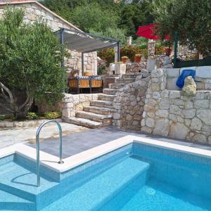 Bazén v ubytovaní Villa Pina in Makarska, private pool alebo v jeho blízkosti