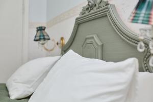 Postel nebo postele na pokoji v ubytování Blankaholmsgastgiveri