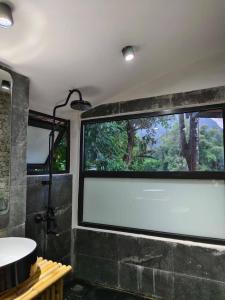 Kupatilo u objektu Family Land Camping Resort