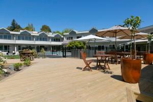 Bazén v ubytování Anchorage Resort Taupo NZ nebo v jeho okolí + 29 fotografií