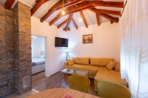 TV o dispositivi per l'intrattenimento presso Apartmani Čalane