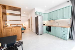 Η κουζίνα ή μικρή κουζίνα στο apartment kaminaki beach