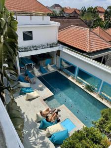 Bazén v ubytování Canggu Central Hostel nebo v jeho okolí