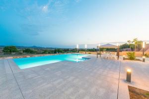 Der Swimmingpool an oder in der Nähe von Sa Montanyeta