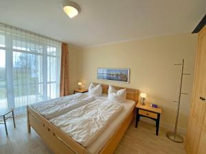 Fotografie z fotogalerie ubytování Haus Rügenscher Bodden Whg 02 mit Meerblick v destinaci Göhren
