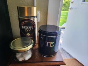 Afbeelding uit fotogalerij van Minihus med stor trädgårdstomt nära golf och hav in Trosa +13 foto's