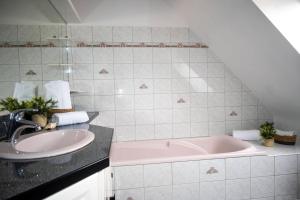 Ένα μπάνιο στο ker diskuiz, Bugueles Nice sea view +42 φωτογραφίες