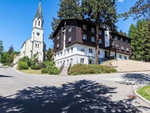 Budova, kde se apartmán nachází
