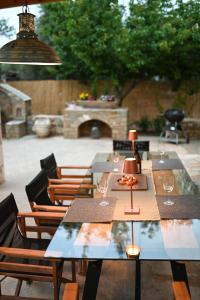 Φωτογραφία από το άλμπουμ του Oleopetra σε Βρωμονέρι