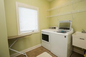 Mynd úr myndasafni af A Turtle View by Pristine Properties Vacation Rentals í Cape San Blas