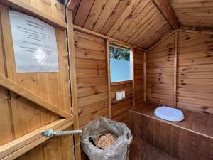 Gallery image of The Secret Bus Project, Bantham in Bigbury on Sea