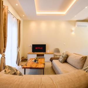 TV a/nebo společenská místnost v ubytování Villa Nima Corfu Private pool