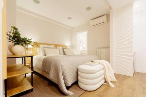 Posteľ alebo postele v izbe v ubytovaní Heart of San Sebastian⎮Walk Score 99⎮3 Baths