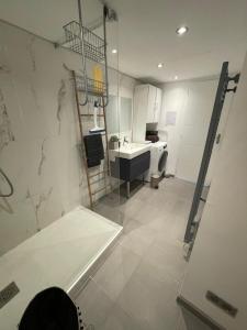 Kúpeľňa v ubytovaní Appartement Design sur Vauban - Clim et Wifi
