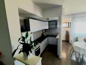 Kuchyň nebo kuchyňský kout v ubytování Apartment Ines