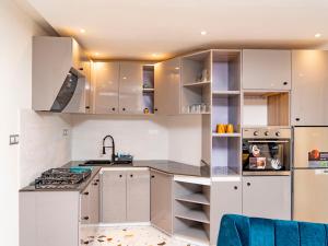 Fotografie z fotogalerie ubytování Appartement Ibiza v destinaci Cotonou + 15 fotografií