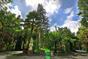 Сад в Bali Spirit Hotel and Spa, Ubud