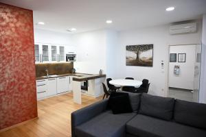 Kuchyň nebo kuchyňský kout v ubytování Argo Apartments