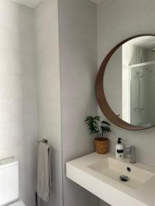 A bathroom at Villa Alicia