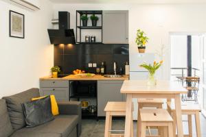 Kuchyň nebo kuchyňský kout v ubytování GoodLife Studio Apartment