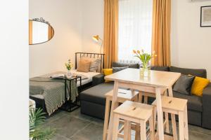Posezení v ubytování GoodLife Studio Apartment