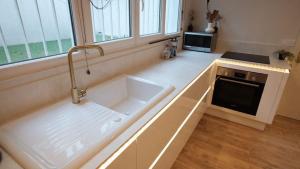 Fotografie z fotogalerie ubytování Logement amoureux de luxe collé à PARIS v destinaci Charenton-le-Pont