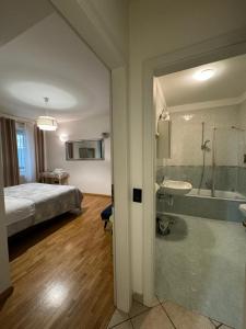Ванна кімната в Duomo Nest entire apartment
