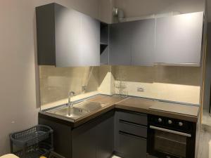 Kuhinja ili čajna kuhinja u objektu I&S Apartment 4 +29 fotografija