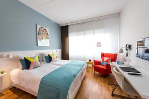 Postel nebo postele na pokoji v ubytování WestCord Hotel Delft
