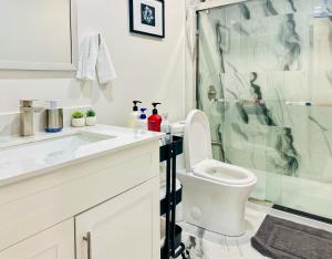 A bathroom at Spacious 2 Bedroom 1 bath Mississauga Basement Apartment