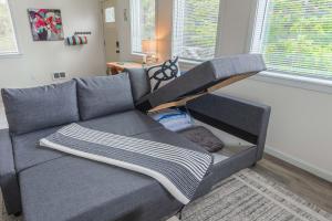 Posezení v ubytování #StayinMyDistrict Oceanview Studio Loft