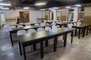 Ресторан / где поесть в Level 007 Hotels and Resorts Inc