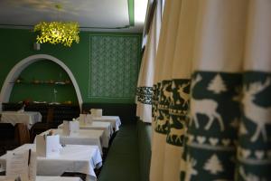 Restaurace v ubytování AKTIVHOTEL Weisser Hirsch