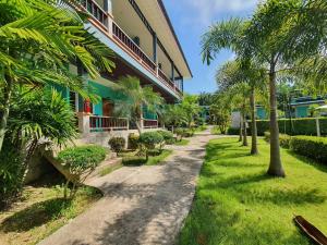 Zahrada ubytování Tum Mai Kaew Lanta Resort