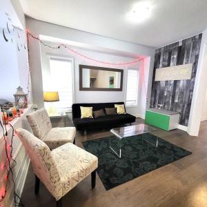 Posezení v ubytování Spacious 4 Bedroom House in Angus