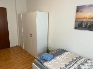 Fotografie z fotogalerie ubytování Gästewohnung 1 OGL in der Nähe zur Veltinsarena - Gästewilli 3 v destinaci Gelsenkirchen
