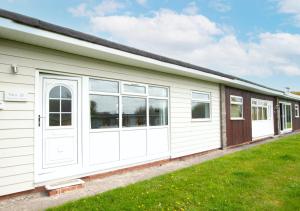 Gallery image of No. 2 The Poop Deck in Dartmouth