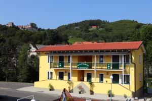 Nespecifikovaný výhled na hory nebo výhled na hory při pohledu z apartmánu