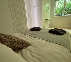 Katil atau katil-katil dalam bilik di Linnet, Moor and Sea Holidays, set perfectly between Exmoor and the sea