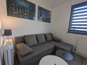 Istumisnurk majutusasutuses Lovely studio with free parking on premisis