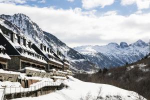 겨울의 Luderna - Apartamento Val de Ruda A4 Montpius