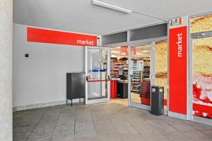 Ein Supermarkt oder andere Läden im Aparthotel oder in der Nähe
