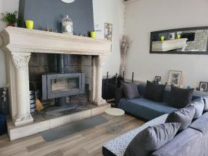 Część wypoczynkowa w obiekcie Gîte 3* Piscine Spa entre ZOO BEAUVAL FUTUROSCOPE CHATEAUX LOIRE