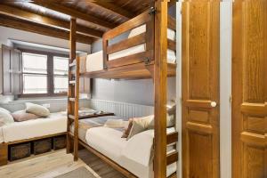 Postel nebo postele na pokoji v ubytování Luderna - Apartamento Val de Ruda B2 Pradets