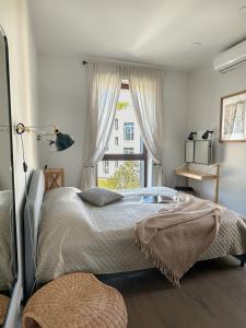 Ένα ή περισσότερα κρεβάτια σε δωμάτιο στο IVIS House - Cozy Seaside Apartment at "Šventosios Vartai", J-4 +89 φωτογραφίες