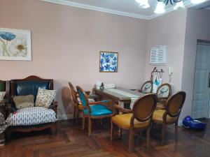 koko's garden and cats --4mins walk from jingjusi metro st ation, English-speaking service的休息区
