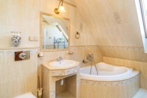 Koupelna v ubytování Pokoje Pod Tatrami & Apartamenty Biały Dunajec