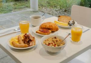 Makanan di atau berdekatan hotel