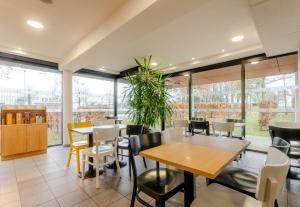 Ruang duduk di B&B HOTEL Arras
